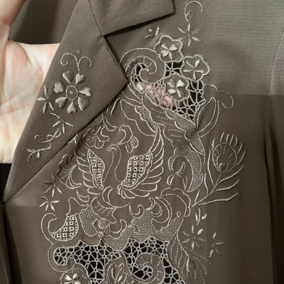 Vintage Italian Silk Shirt w/ Beautiful Embroidery - Picture 3 of 5